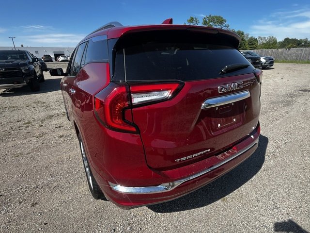 2024 Gmc Terrain Denali photo 4
