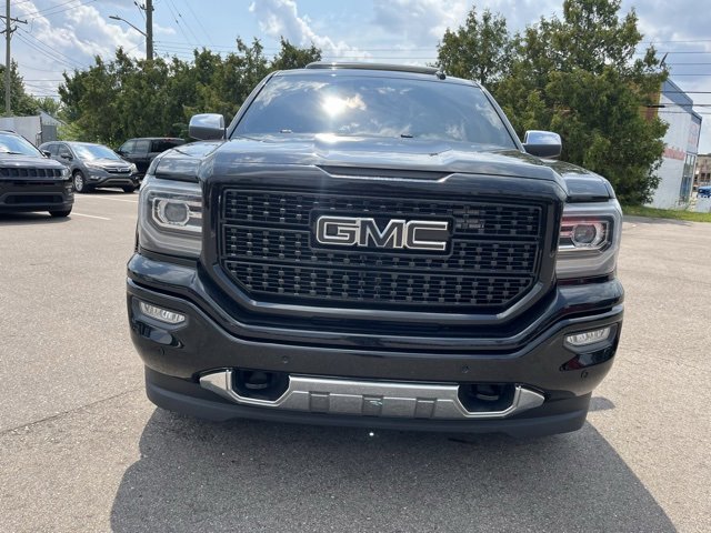 Used 2018 GMC Sierra 1500 Denali Denali with VIN 3GTU2PEC9JG525028 for sale in Waterford, MI