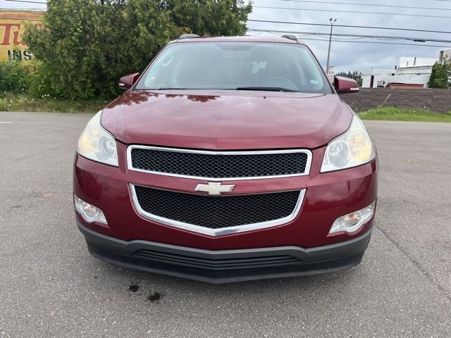 Used 2010 Chevrolet Traverse 2LT with VIN 1GNLRGED0AJ203710 for sale in Waterford, MI