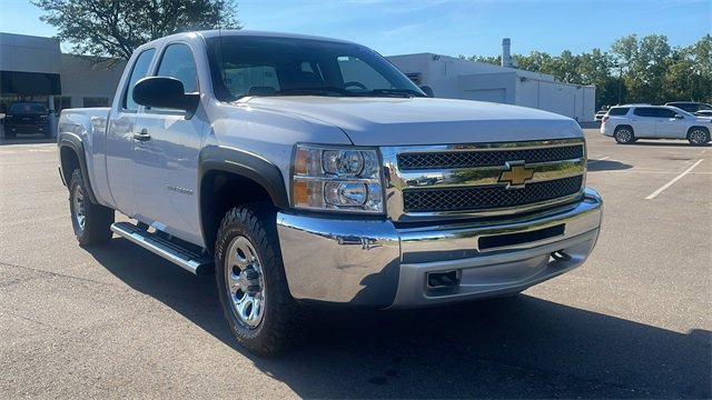 Used 2013 Chevrolet Silverado 1500 Work Truck with VIN 1GCRKPEA6DZ103145 for sale in Waterford, MI