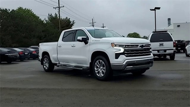 Used 2024 Chevrolet Silverado 1500 LTZ with VIN 1GCUDGED8RZ388680 for sale in Waterford, MI