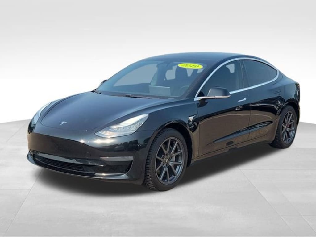 Used 2019 Tesla Model 3 Mid Range Sedan