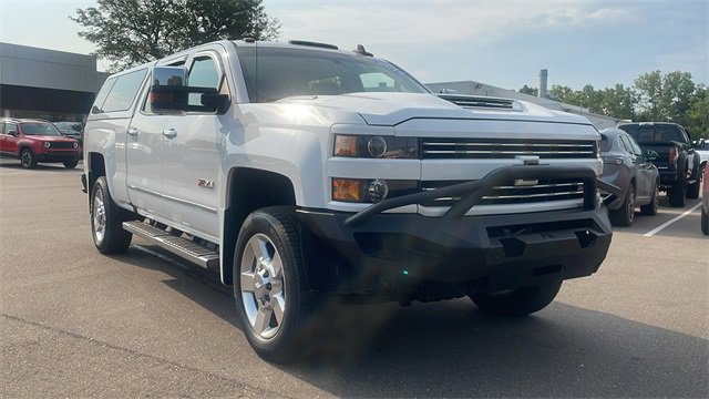 Used 2018 Chevrolet Silverado 2500HD LT with VIN 1GC1KVEY6JF184790 for sale in Waterford, MI