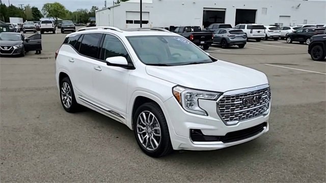 Used 2023 GMC Terrain Denali with VIN 3GKALXEG4PL219281 for sale in Waterford, MI