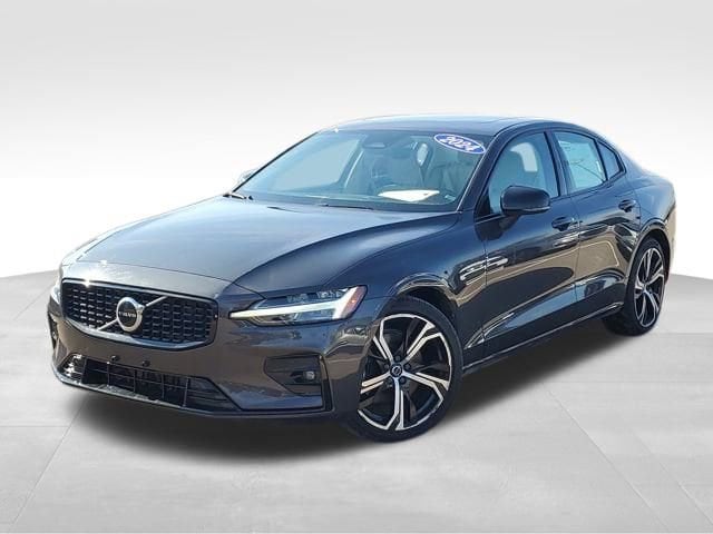 2024 Volvo S60 Core