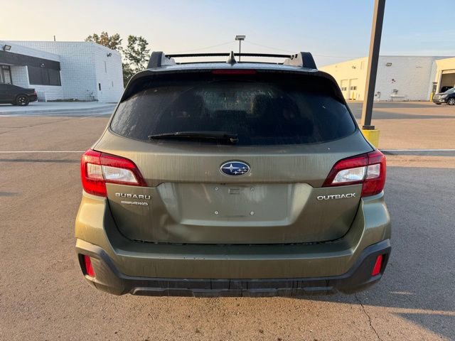 2019 Subaru Outback 2.5i Premium photo 4