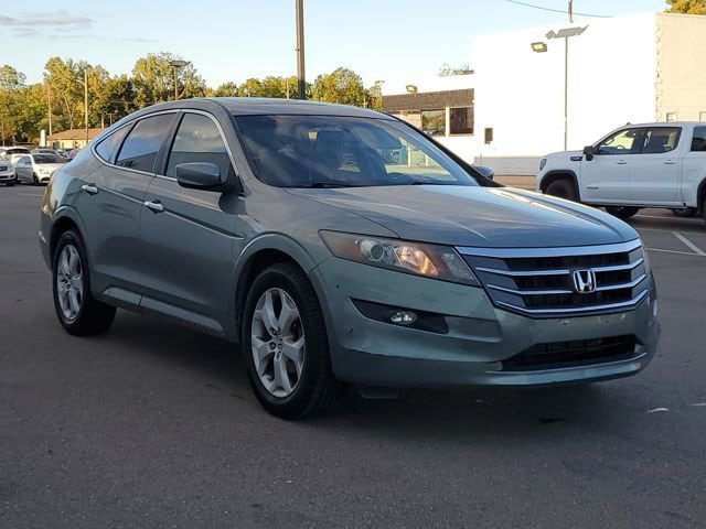Used 2011 Honda Accord Crosstour EX-L V6 with VIN 5J6TF2H53BL004126 for sale in Waterford Township, MI