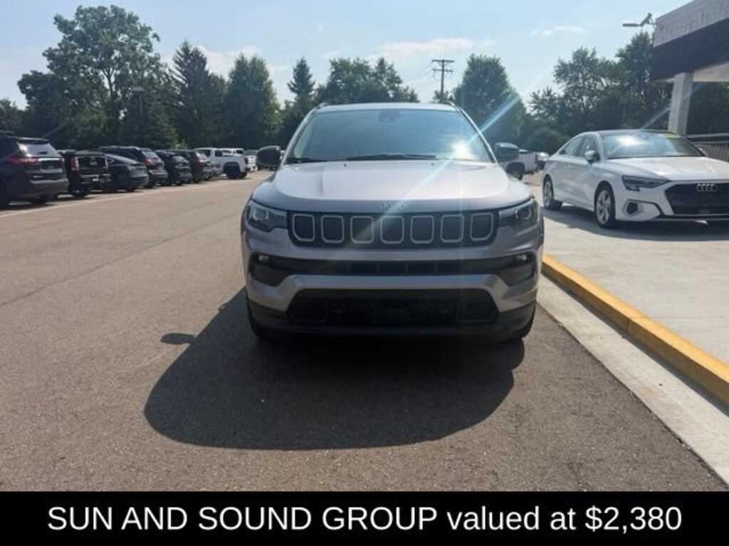 Used 2022 Jeep Compass Latitude Lux 4x4 SUV