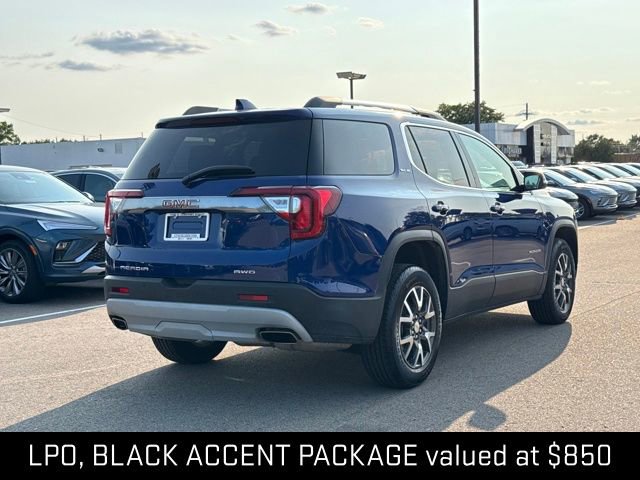 2023 Gmc Acadia SLE photo 3