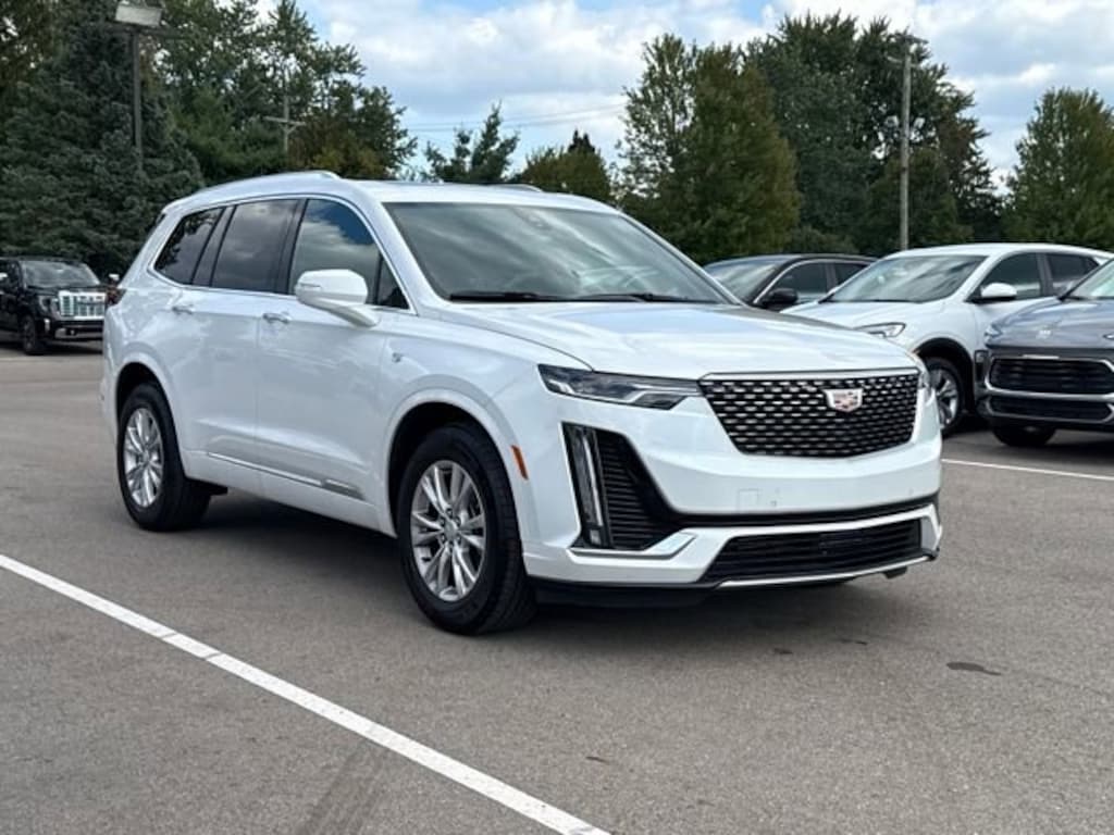 Used 2025 CADILLAC XT6 Luxury SUV
