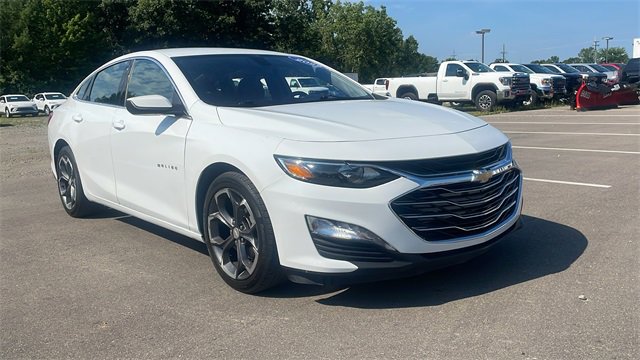 Used 2022 Chevrolet Malibu 1LT with VIN 1G1ZD5ST0NF144502 for sale in Waterford, MI