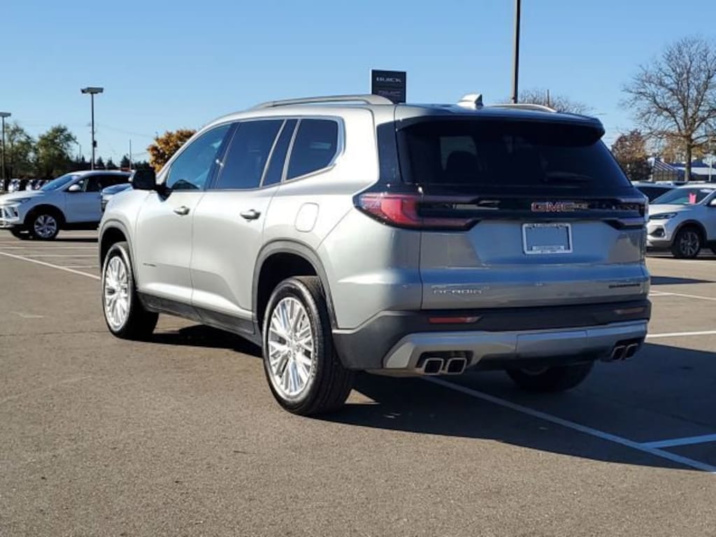 Used 2024 GMC Acadia Elevation SUV