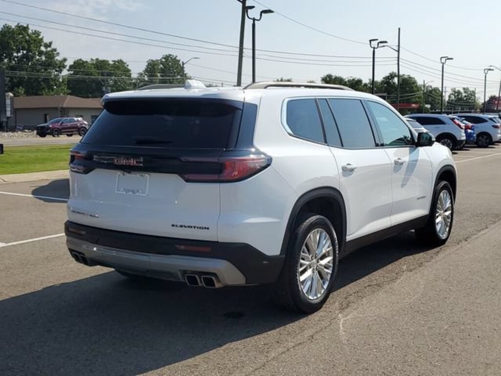 Used 2024 GMC Acadia Elevation SUV