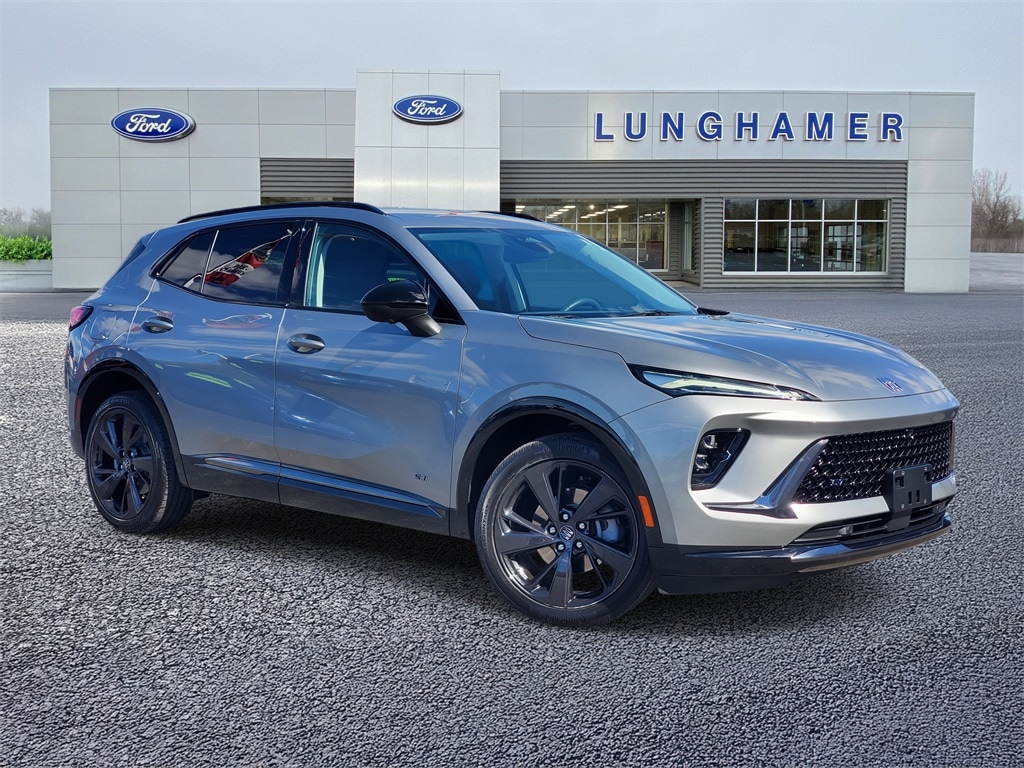 2025 Buick Envision Sport Touring's photo