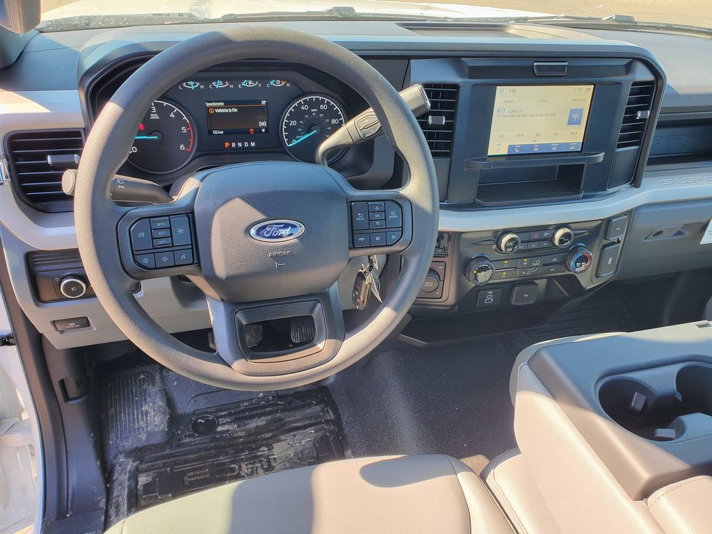 2026 Ford F-550 Super Duty Chassis Cab XL - Photo 22