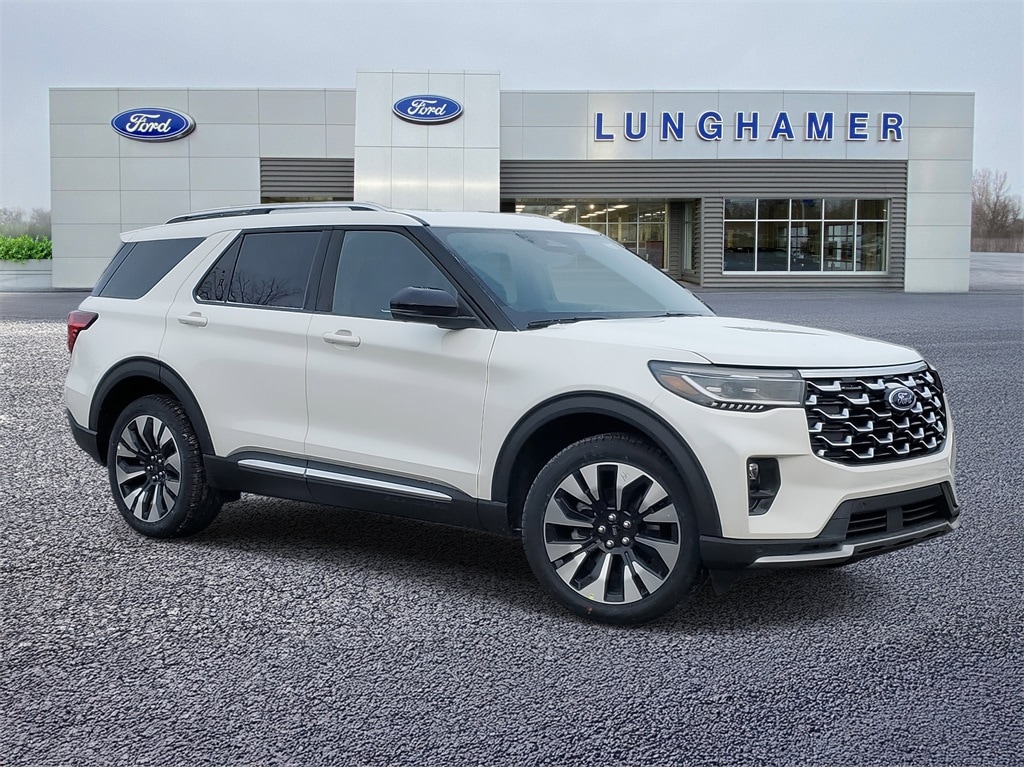 2026 Ford Explorer Platinum's photo