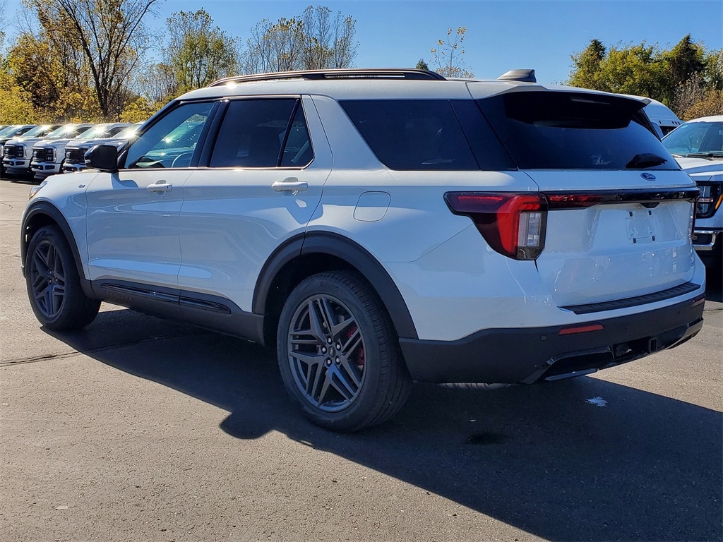 New 2026 Ford Explorer ST-Line SUV
