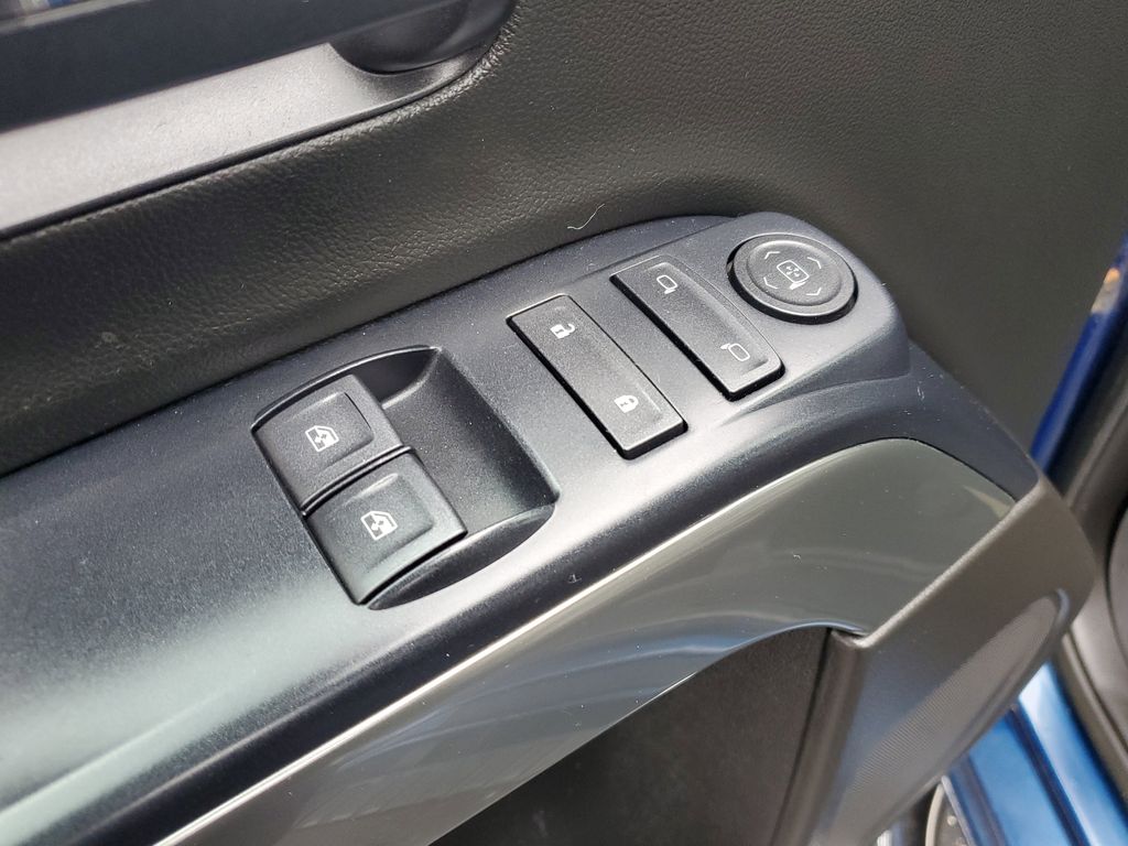 2018 Chevrolet Silverado 1500 LT - Photo 24