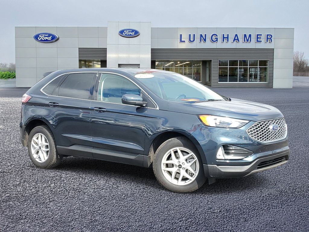 2023 Ford Edge SEL AWD's photo