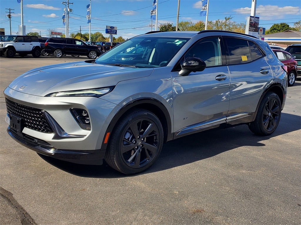 Used 2025 Buick Envision Sport Touring SUV