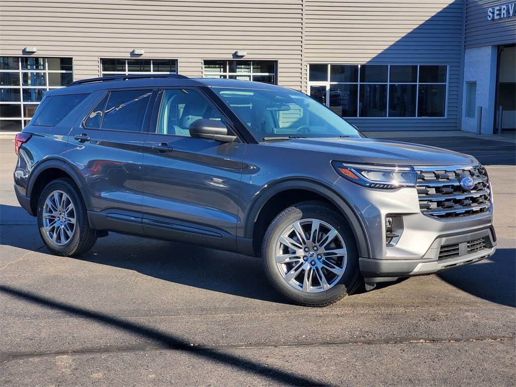New 2026 Ford Explorer Active SUV