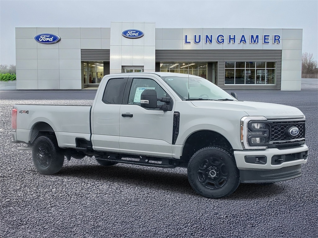 2026 Ford F-250 Super Duty XL's photo