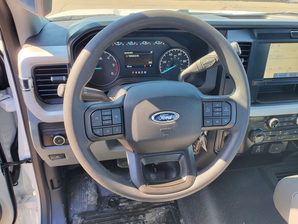2026 Ford F-550 Super Duty Chassis Cab XL - Photo 23
