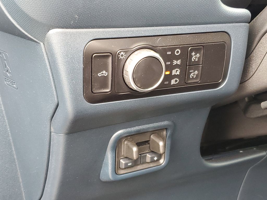 2026 Ford Maverick XLT - Photo 13