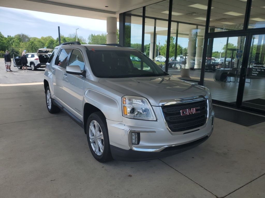 2017 GMC Terrain FWD SLE-2's photo