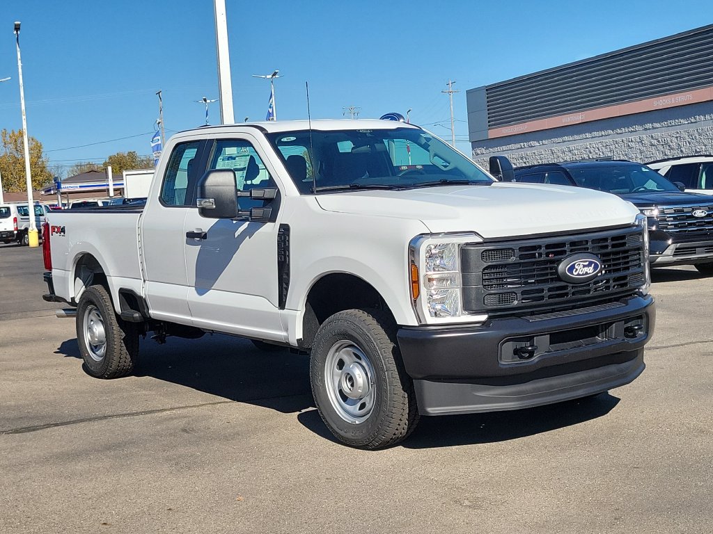 2027 Ford F-350 XL Truck