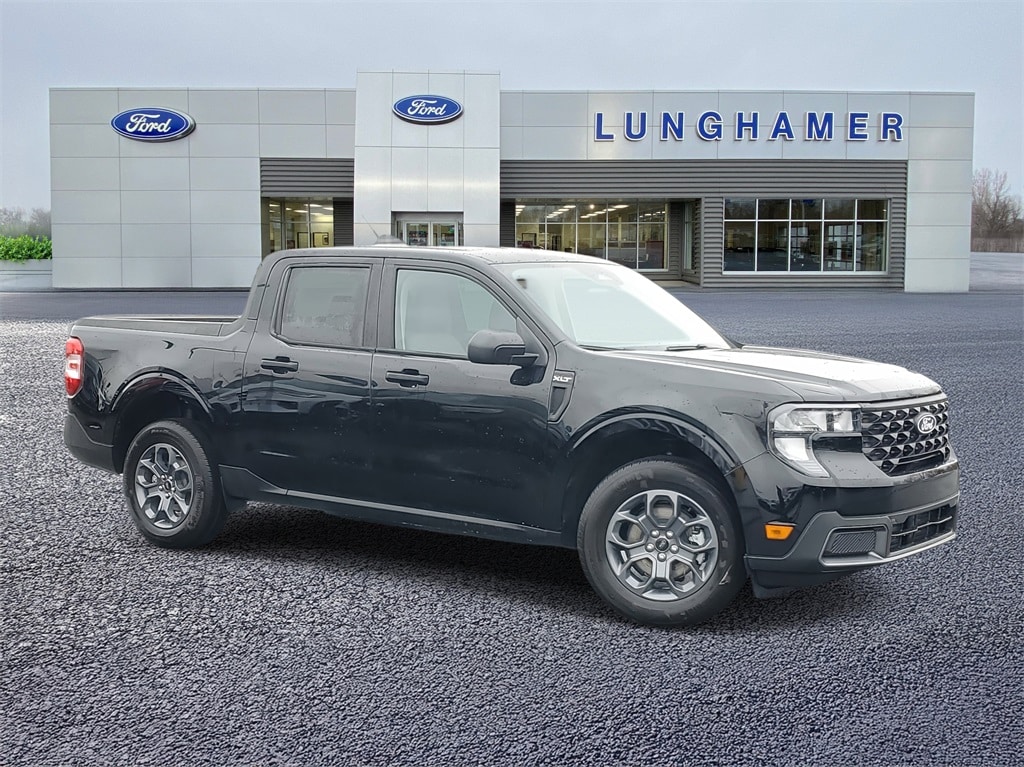 2025 Ford Maverick XLT's photo