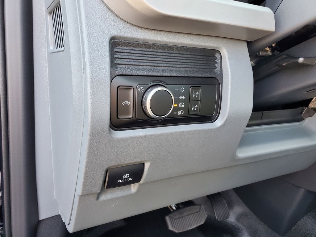 2026 Ford F-350 Super Duty XL - Photo 11
