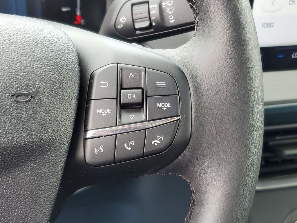 2026 Ford Maverick XLT - Photo 17