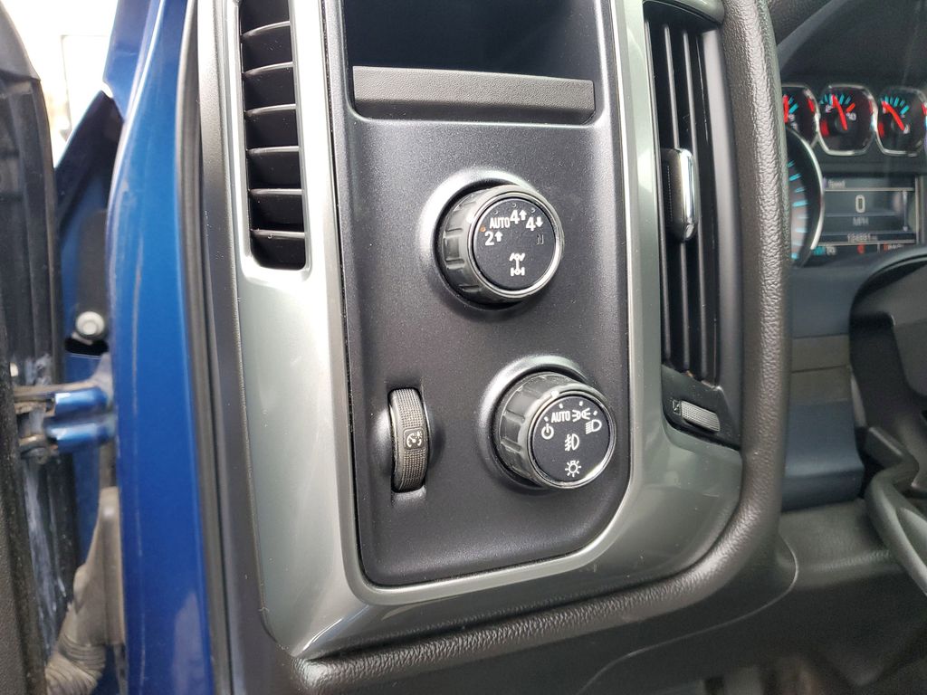 2018 Chevrolet Silverado 1500 LT - Photo 13