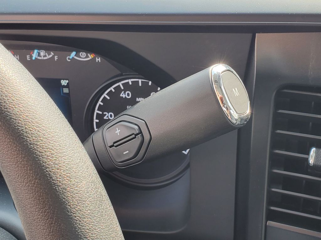 2025 Ford F-250 Super Duty XL - Photo 16