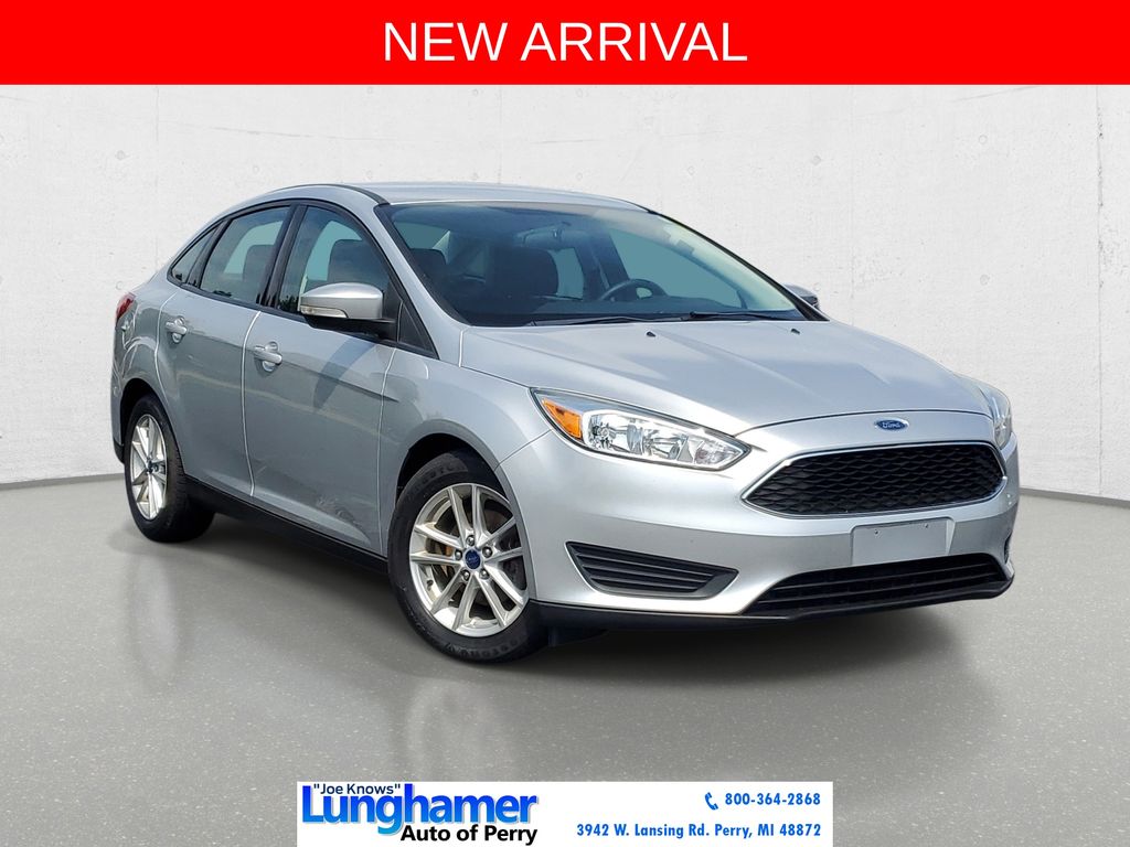 Used 2016 Ford Focus SE with VIN 1FADP3F23GL332102 for sale in Owosso, MI