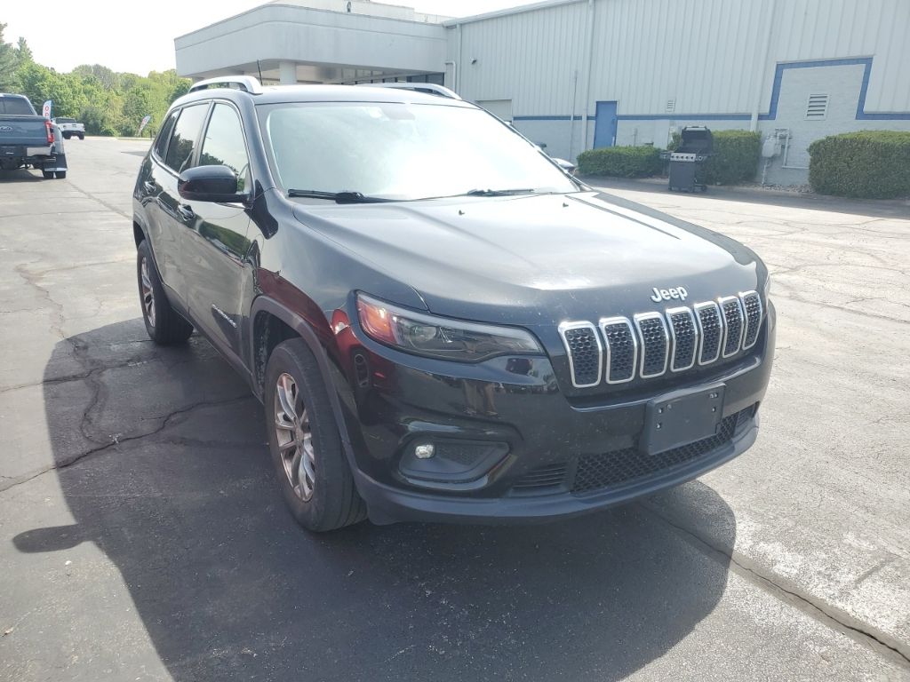 Vehicle Image 2
