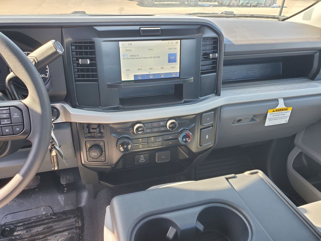 2026 Ford F-550 Super Duty Chassis Cab XL - Photo 24
