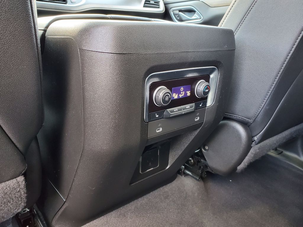 2022 Chevrolet Tahoe Premier - Photo 33