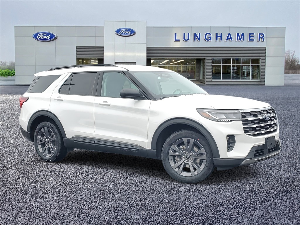 2026 Ford Explorer Active's photo