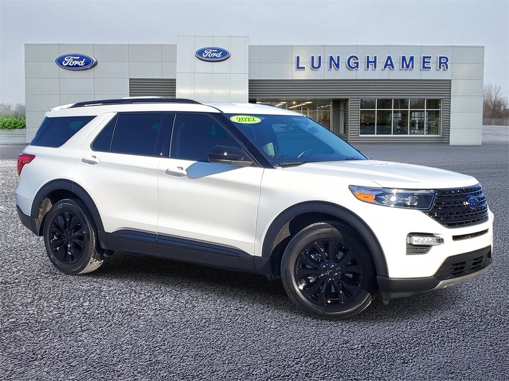 2022 Ford Explorer XLT's photo