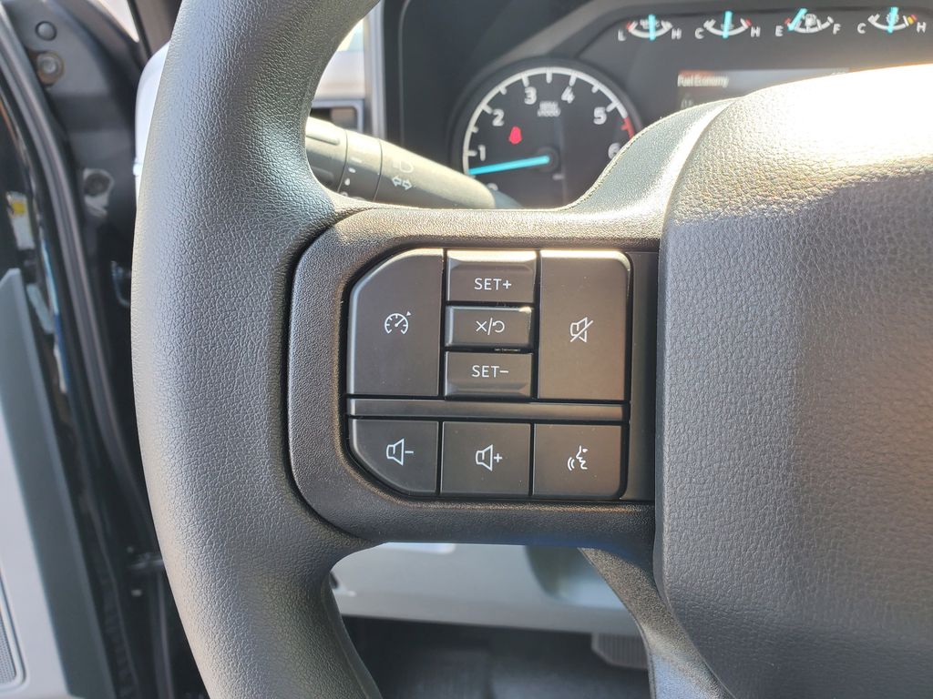 2026 Ford F-350 Super Duty XL - Photo 14