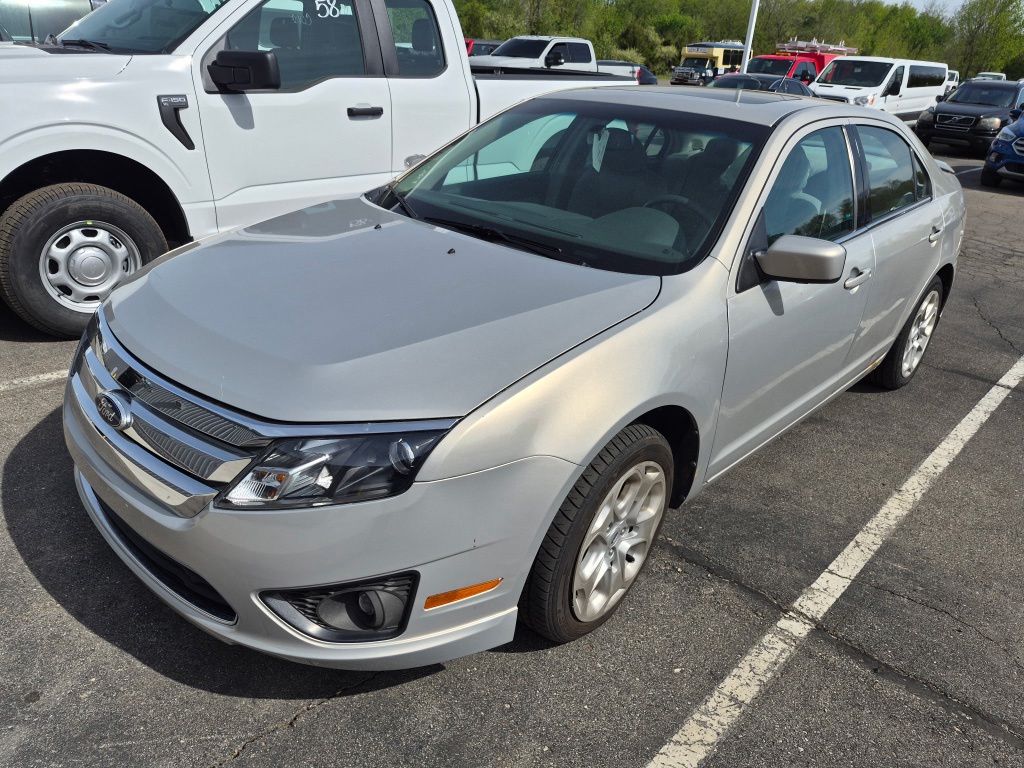 2010 Ford Fusion's photo