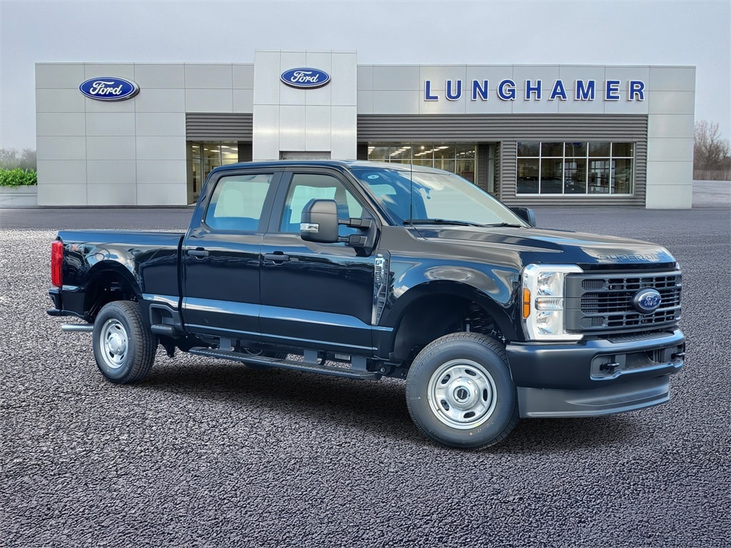 2026 Ford F-350 Super Duty XL's photo