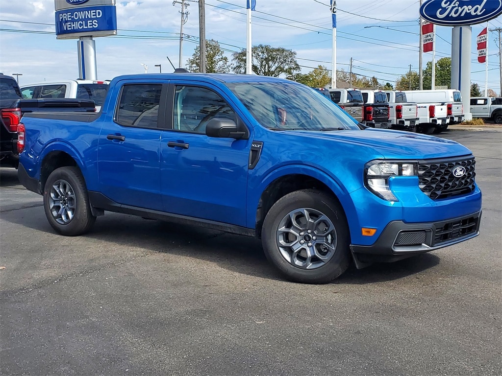 New 2025 Ford Maverick XLT Truck