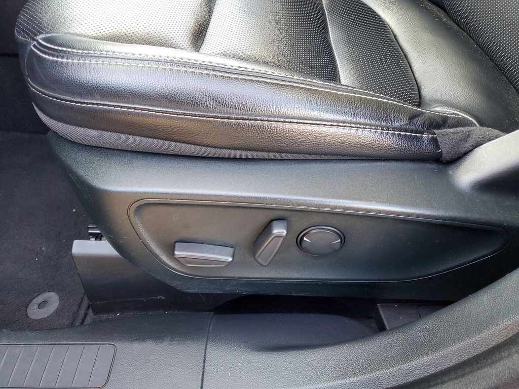 2022 Ford Escape SEL - Photo 10