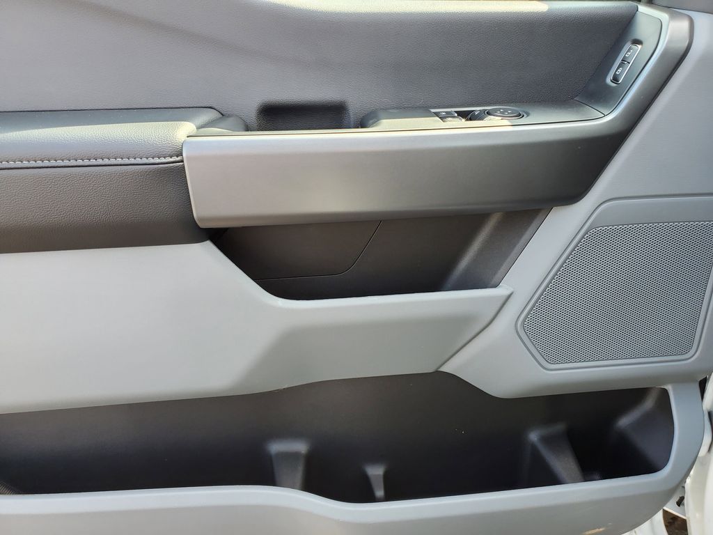 2025 Ford F-250 Super Duty XL - Photo 23