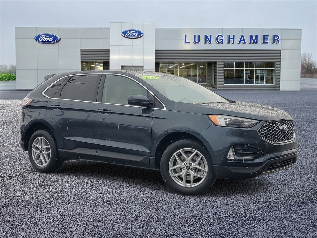 2023 Ford Edge SEL's photo