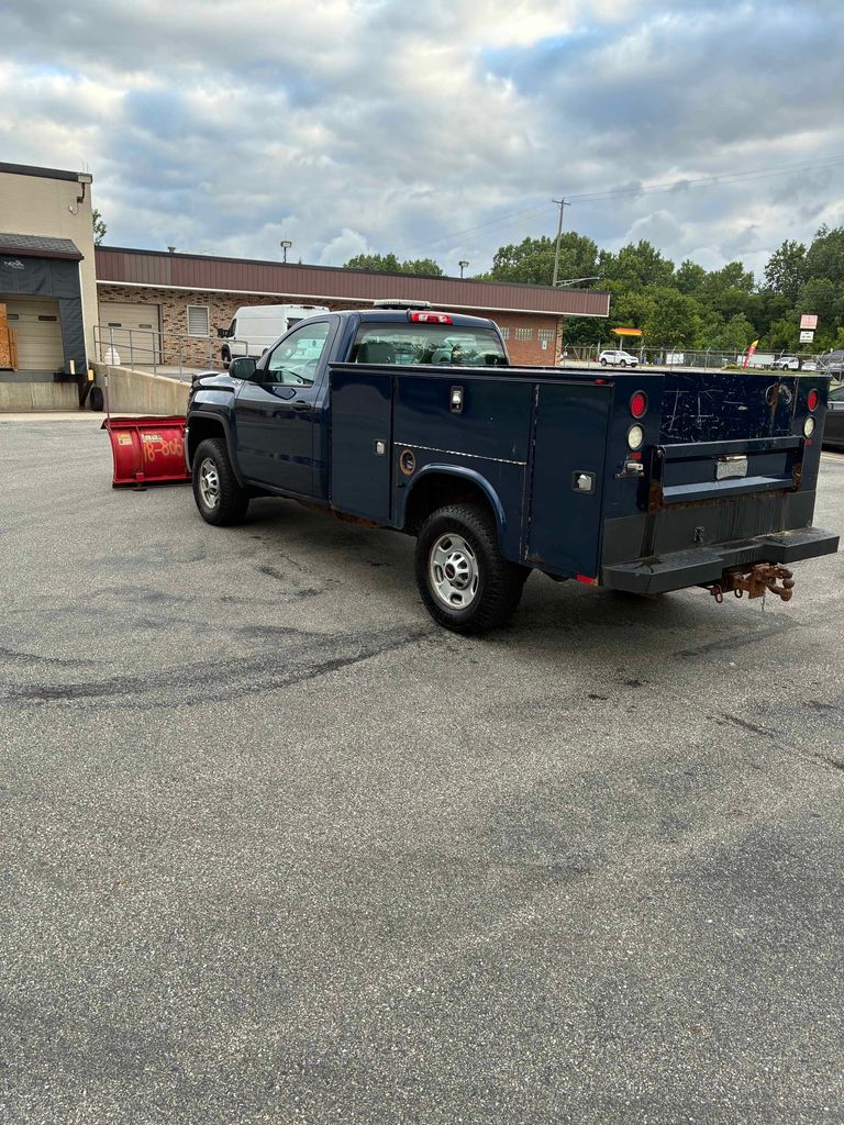 1GD02REG1JZ172390