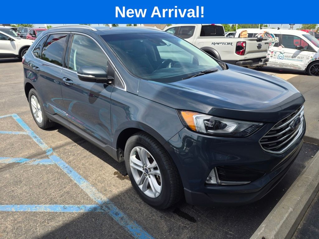 2019 Ford Edge SEL AWD's photo